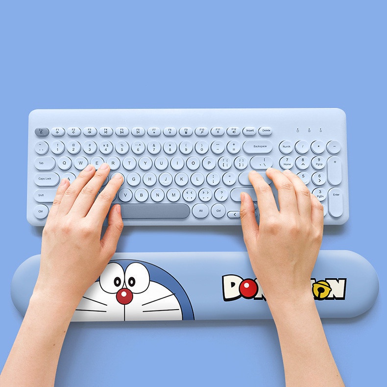 Miếng Lót Chuột Máy Tính Dây Điện Bằng Silicon Hình Doraemon + Miếng Lót Chuột Máy Tính