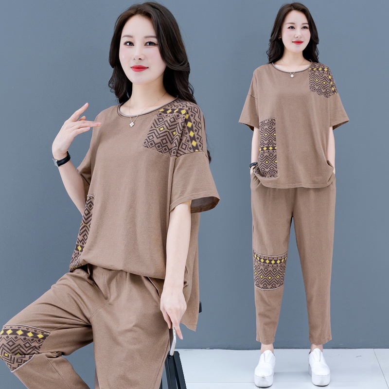 Bộ Đồ Thể Thao Áo Thun Tay Ngắn Phối Quần Dài Thời Trang Mùa Hè Cho Nữ