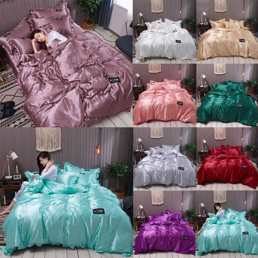 Bộ Chăn Ga Và Vỏ Gối 4 Sản Phẩm Vải Lụa Satin Sang Trọng