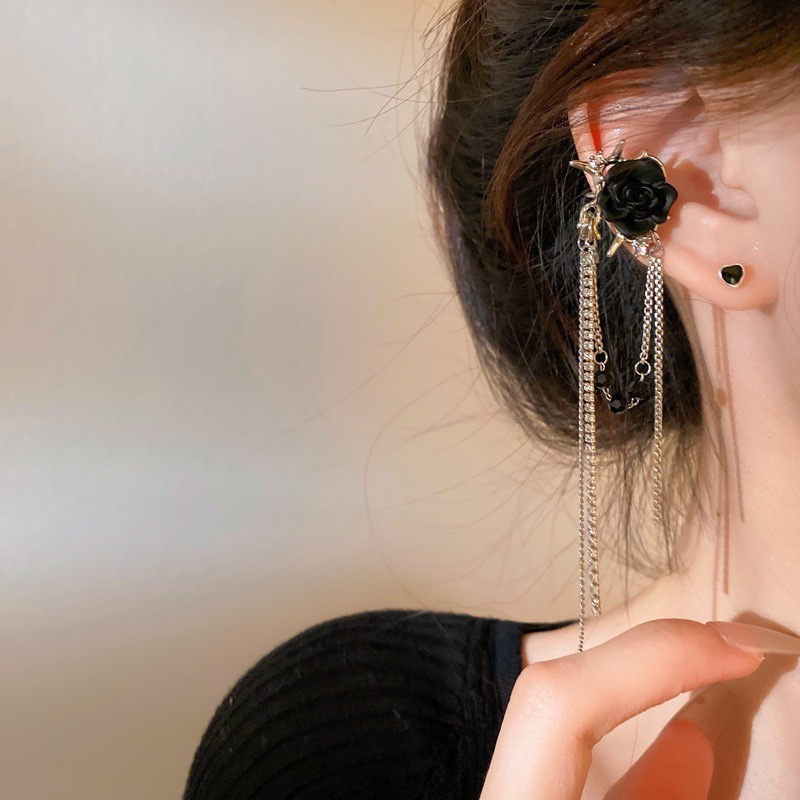 Bông Tai Dạng Kẹp Hình Hoa Hồng Đính Kim Cương Giả Màu Tối Phong Cách Retro