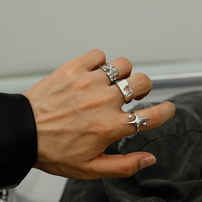 Nhẫn Hở Thiết Kế Cá Tính Độc Đáo Hợp Thời Trang