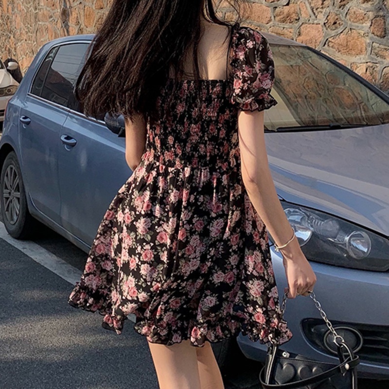 Đầm Chiffon Ngắn Tay Cổ Vuông Họa Tiết Hoa Xinh Xắn Thời Trang Mùa Hè