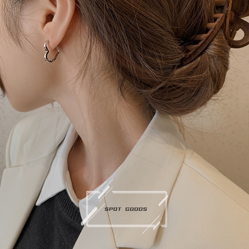 Bông Tai Bạc Hình Trái Tim Phong Cách Hiphop Thời Trang