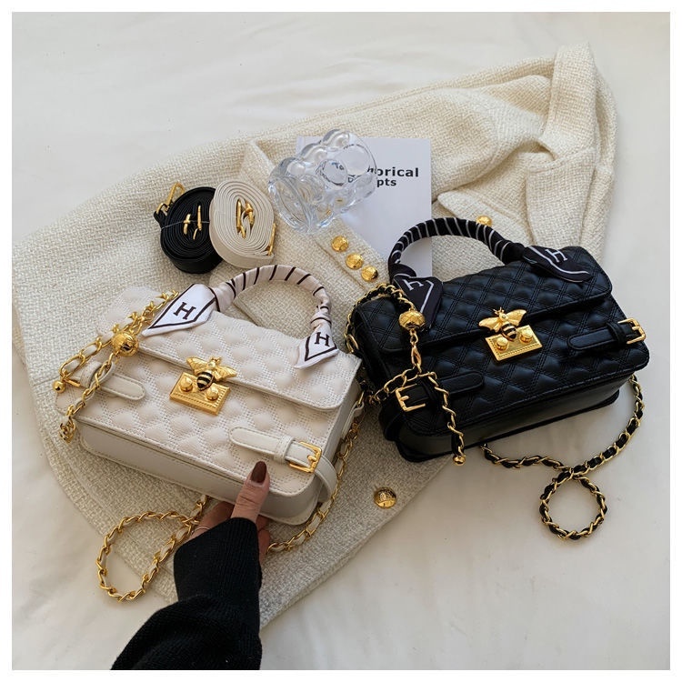 Túi Xách Mới Thời Trang Nữ Hình Thoi Cầm Tay Phù Hợp Với Phong Cách Nước Ngoài Dây Đeo Vai