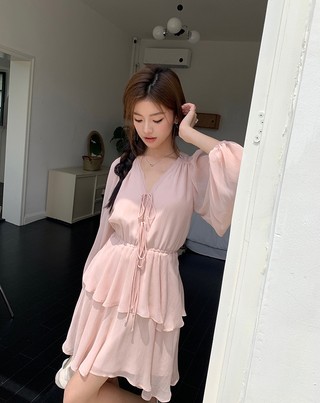Đầm Tay Phồng Cổ Chữ V Buộc Dây Mùa Hè Thu Phong Cách Mới 65991