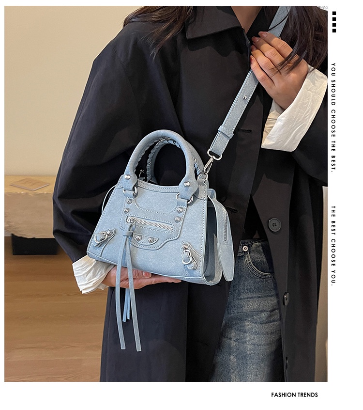 Molisa  túi xách nữ đeo chéo Túi đeo chéo dễ phối cho nữ 2023 NEW  Phong cách Hàn Quốc Korean Style Thời trang L97S09G 37Z230910