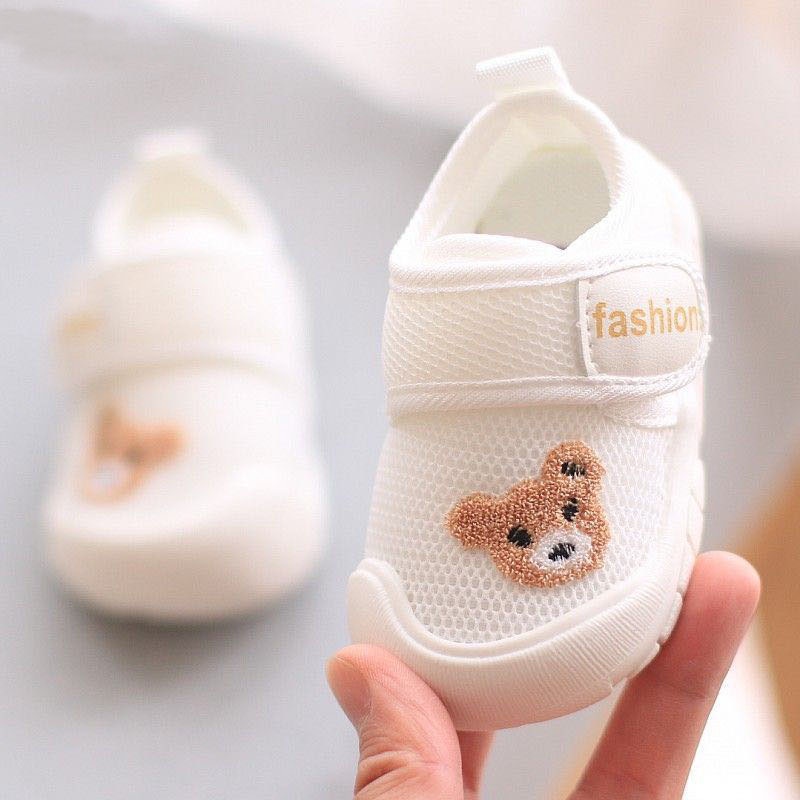 Xăng đan Phối Lưới Thoáng Khí Đế Mềm Chống Trượt Trọng Lượng Nhẹ In Hình Gấu Hoạt Hình Dễ Thương Dành Cho Trẻ Sơ Sinh