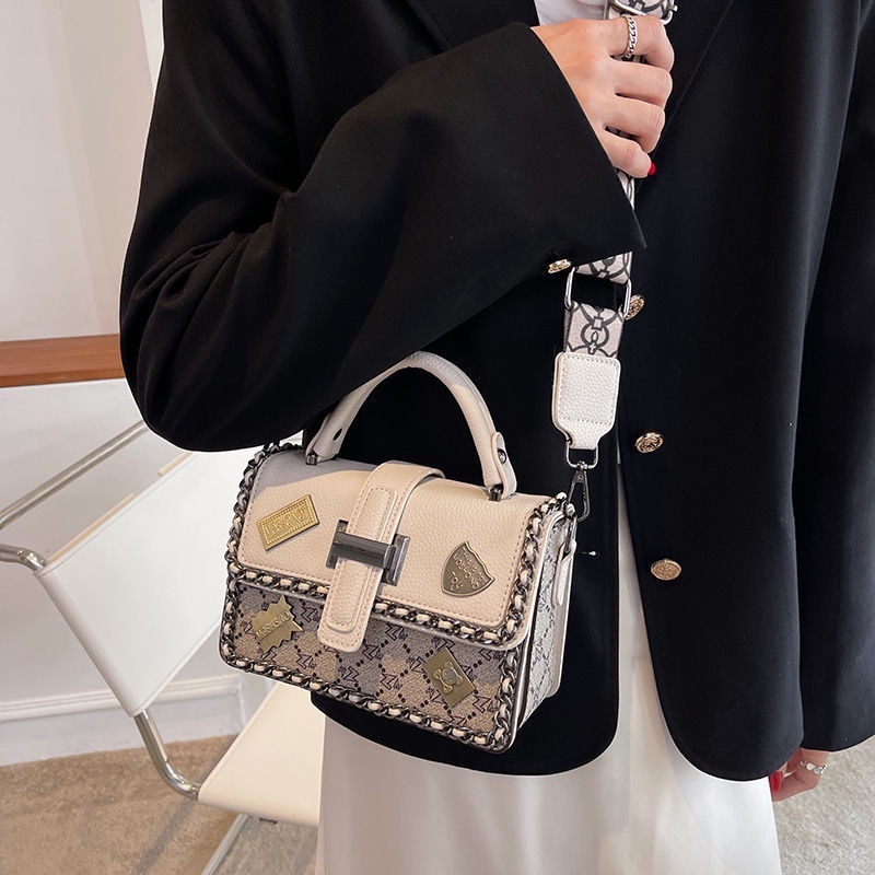 Túi Vuông Trắng Niche Dành Cho Nữ  Đeo Vai Xách Tay