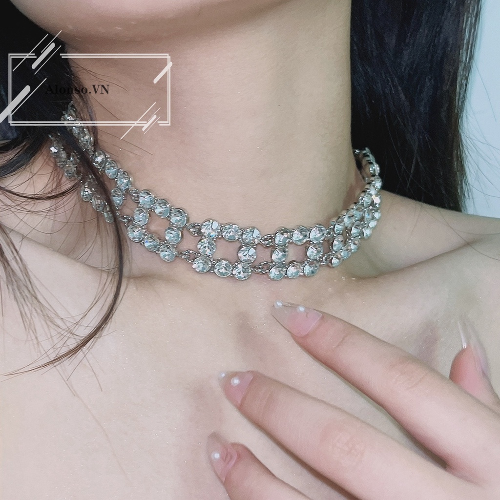 Vòng cổ Mặt Vuông Đính Đá Lấp Lánh Sang Trọng