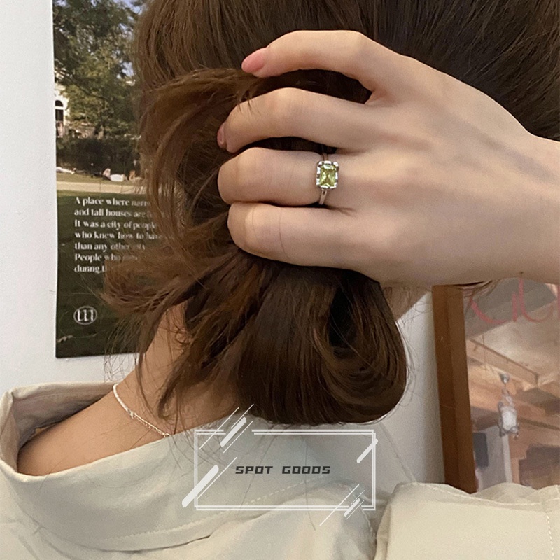 Nhẫn Đính Đá Hình Vuông Màu Xanh Nho Thời Trang Hàn Quốc