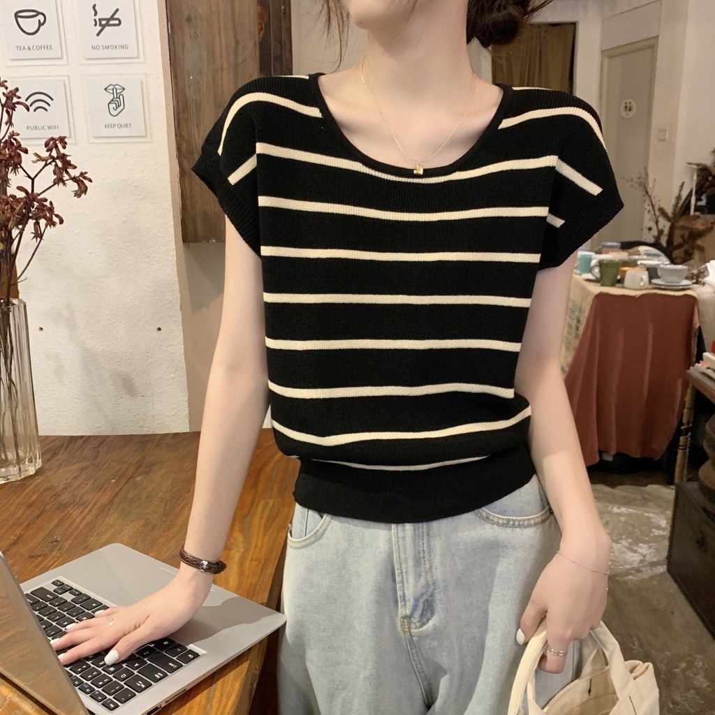 Áo Len Cổ Tròn Họa Tiết Kẻ Sọc Dáng Rộng Thời Trang Dễ Phối Đồ 65764