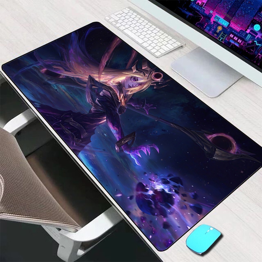 Tấm Lót Chuột Và Bàn Phím Chơi Game Cỡ Lớn In Hình Liên Minh Huyền Thoại Lux