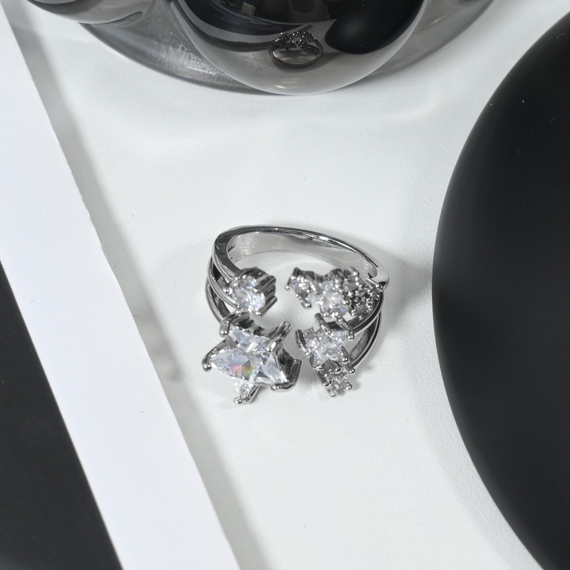 Nhẫn Hở Đính Đá zircon Hình Ngôi Sao Phong Cách hip hop Đường Phố Cá Tính Cho Nam Và Nữ