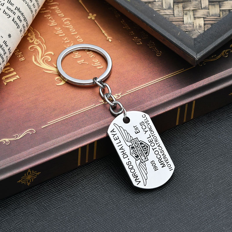 1 Móc Khóa Hình Thánh Giá Bằng Thép Không Gỉ