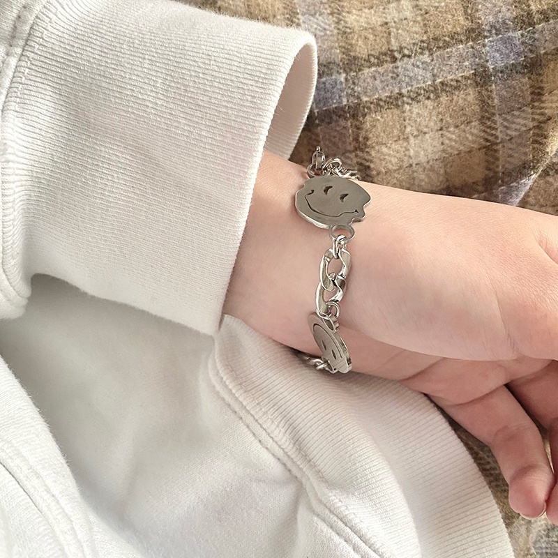 Vòng Tay Thép Titan Hình Mặt Cười Phong Cách Hip Hop Thời Trang