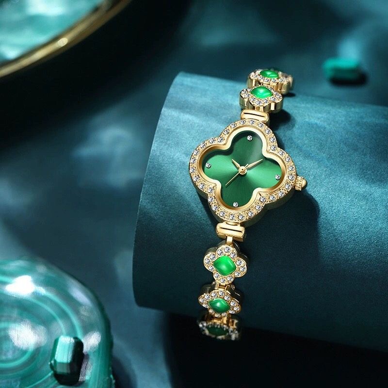 Đồng Hồ Quartz Nữ Đính Hột Xoàn Xanh Thời Trang