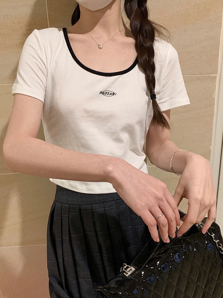 Áo Thun Dáng Ngắn In Chữ Nhỏ Phối Màu Sắc Tương Phản Thời Trang 62584