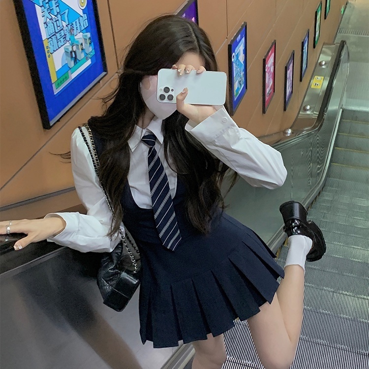 𝒀𝒂𝒏𝒚𝒂𝒏 Váy Liền Áo Mùa Thu Đông Năm Mới Nhất Ngự Tỷ Thân Thể Lộ Vẻ Gầy Trăm Nếp Gấp Váy Hai Bộ [hàng Oder]