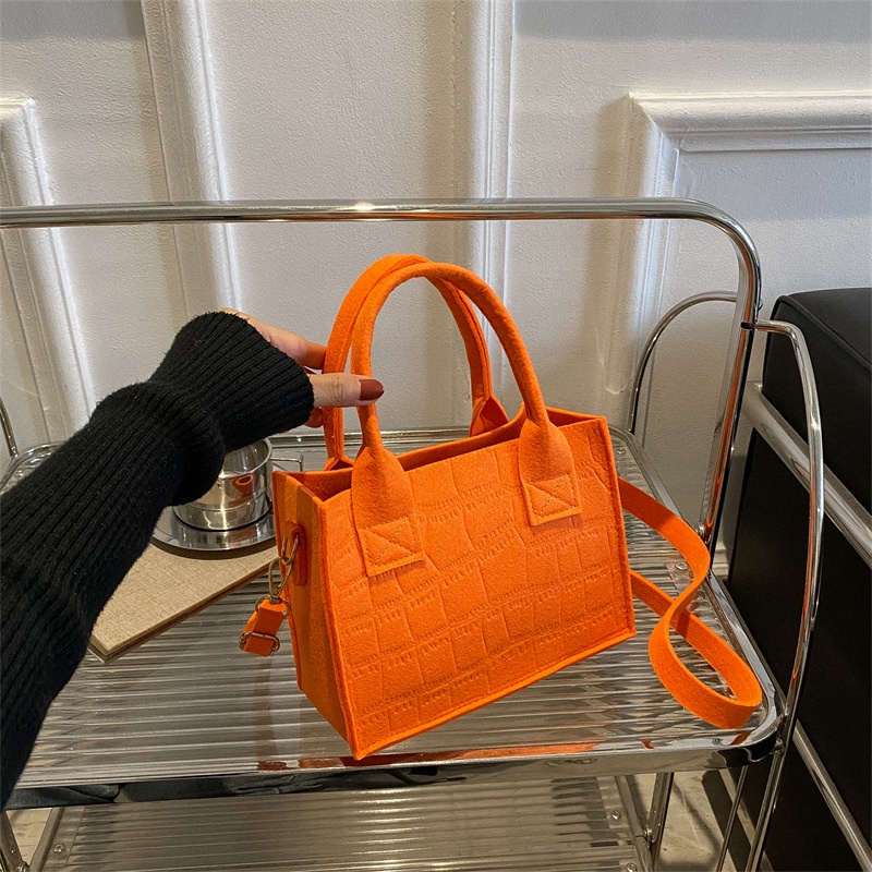 NEARAY  túi xách nữ đeo chéo Túi đeo chéo dễ phối cho nữ 2023 NEW  Đẹp Korean Style Chic Cái mới L91TFLB 37Z230910