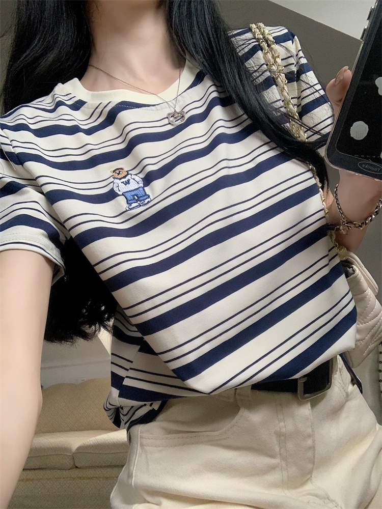 Áo Thun Tay Ngắn Sọc Ngang Thêu Hình Gấu Plus Size 64374