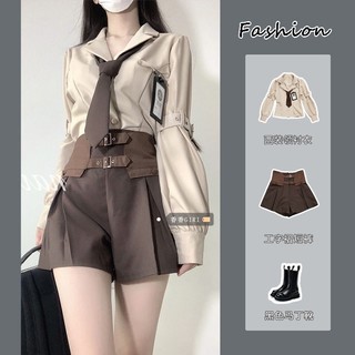 Set 2 món thiết kế nữ học viện gồm áo sơ mi mix quần short lưng cao dành cho nữ sinh