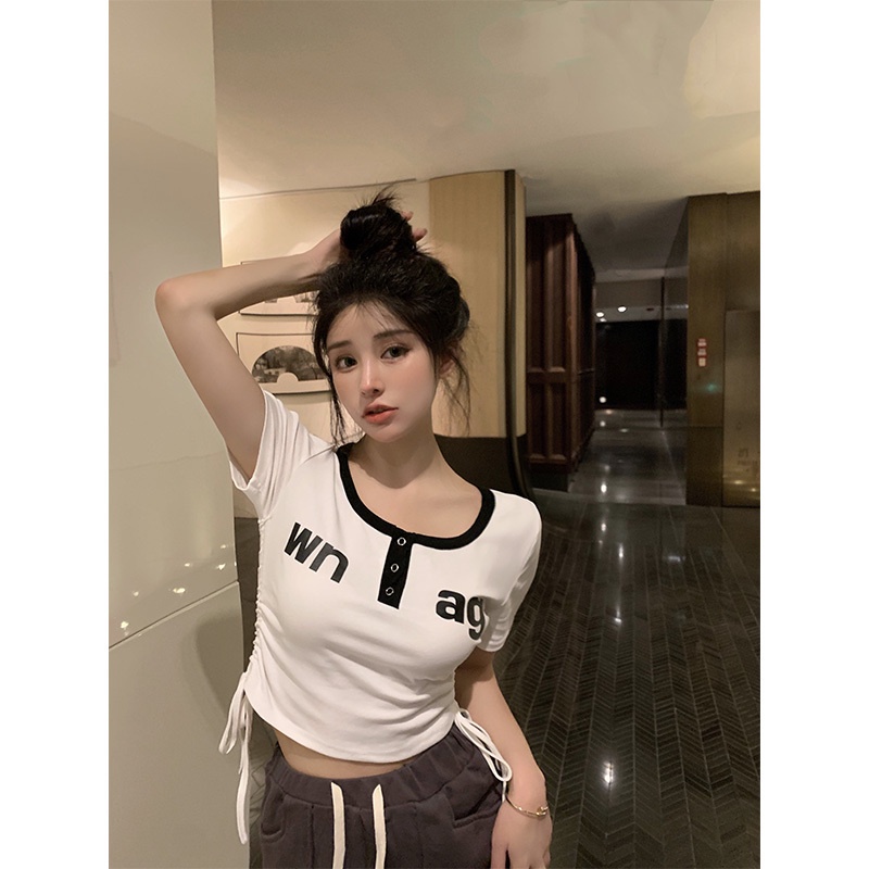 Áo Thun Tay Ngắn Phối Dây Rút Và Thẻ Thiết Kế Độc Đáo Thời Trang Cá Tính Cho Nữ