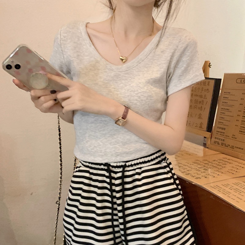Áo Thun Cổ Tròn Ngắn Tay Thoải Mái 62891
