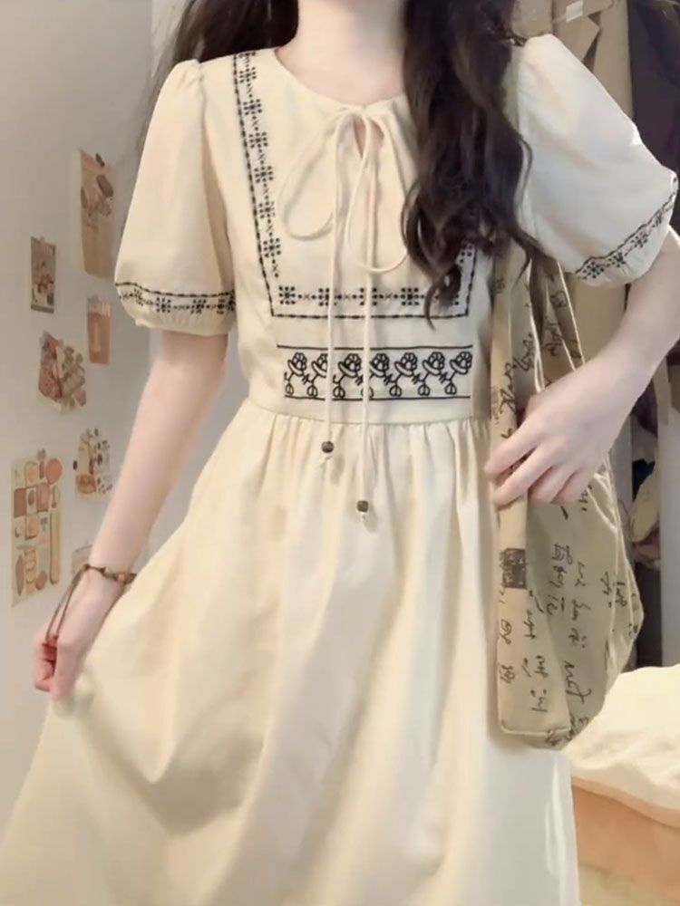 𝐘𝐮𝐬𝐡𝐨𝐩 Váy Kiểu Thổ Cẩm, Phong Cách Tiểu Thư, Tôn Dáng Xinh Xắn Dành Cho Bạn Gái