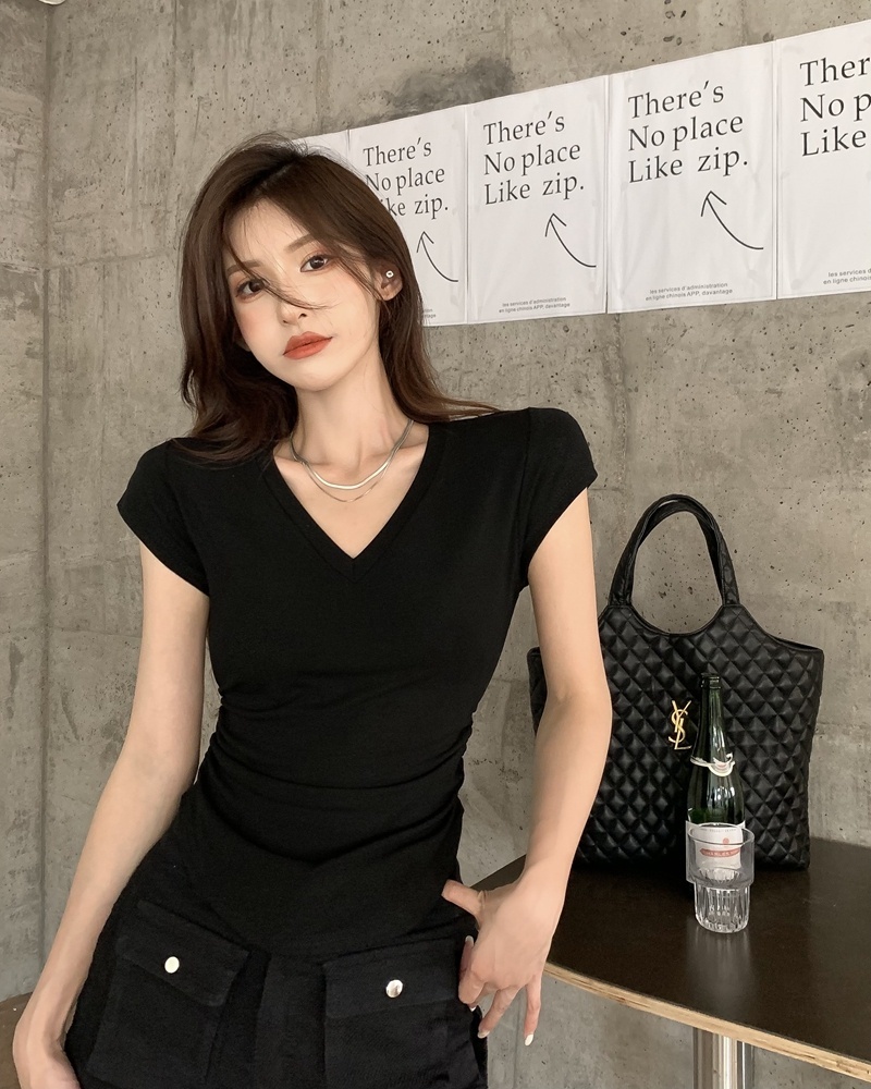 Áo Thun Ngắn Tay Cổ Chữ V Thiết Kế Dây Rút Xếp Ly Thời Trang