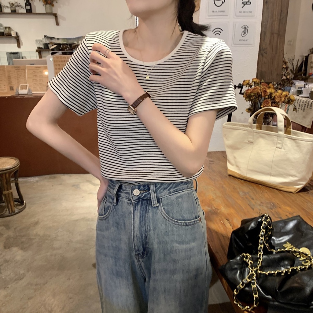 Áo Thun Kẻ SọC Cổ TròN NgắN Tay Cổ ĐiểN 62666