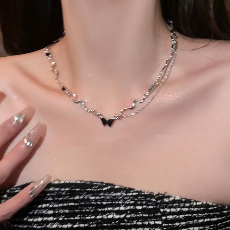 Vòng cổ Mặt Hình Bướm Sang Trọng Phong Cách retro Hàn Quốc