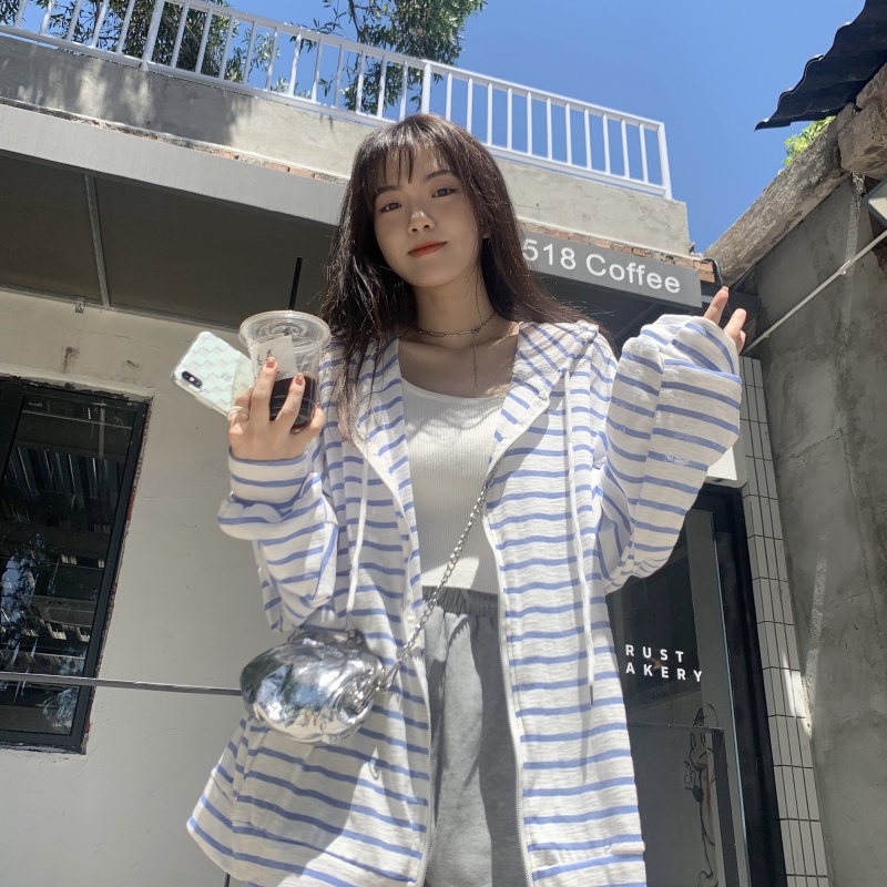 Áo Khoác cardigan Mỏng Có Nón Dáng Rộng Họa Tiết Kẻ Sọc Thời Trang Xuân Hè