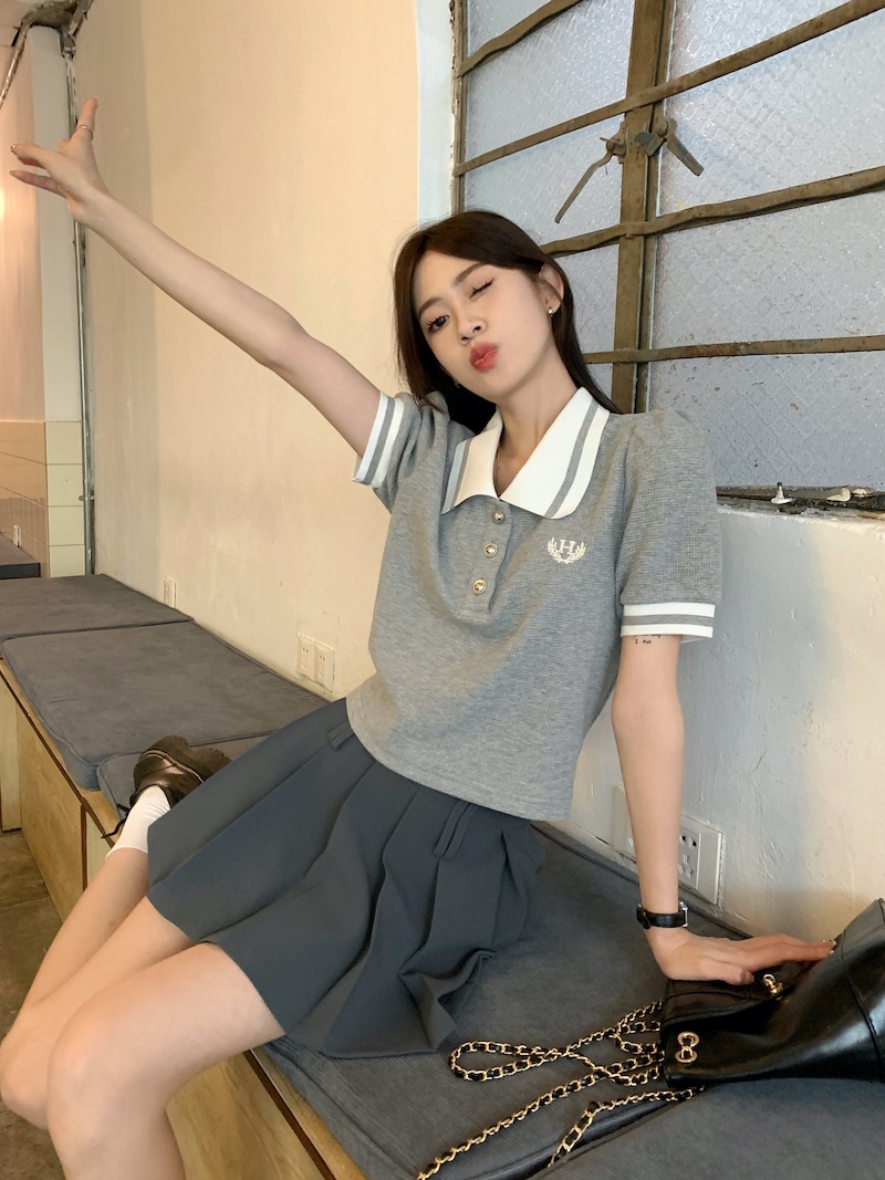 Bộ Áo Thun Polo Ngắn Tay + Chân Váy Xếp Ly Xinh Xắn Theo Phong Cách Preppy 65491