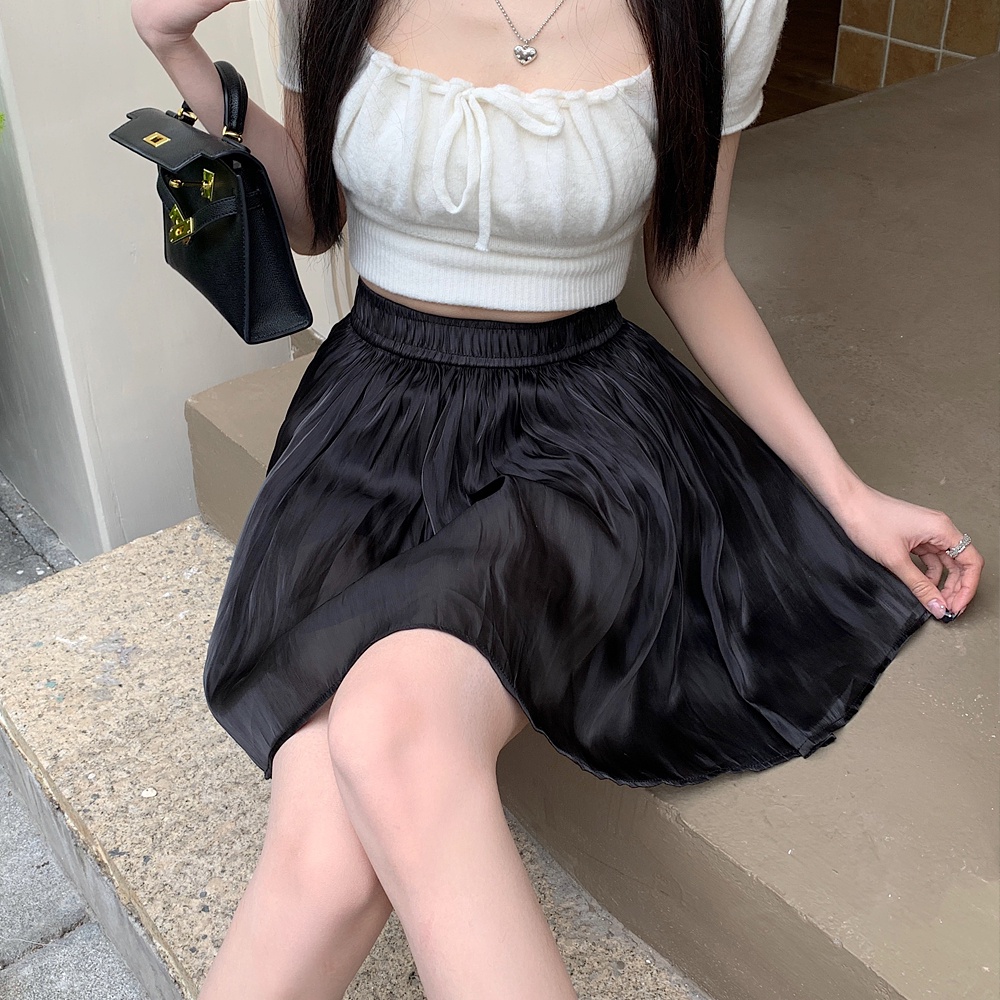 Chân Váy Chữ A Xếp Li Phong Cách Hàn Quốc