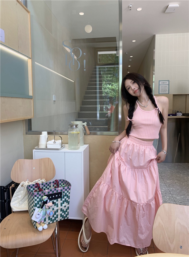 Bộ Áo Camisole Dệt Kim + Chân Váy Dù Dài Xinh Xắn 65278