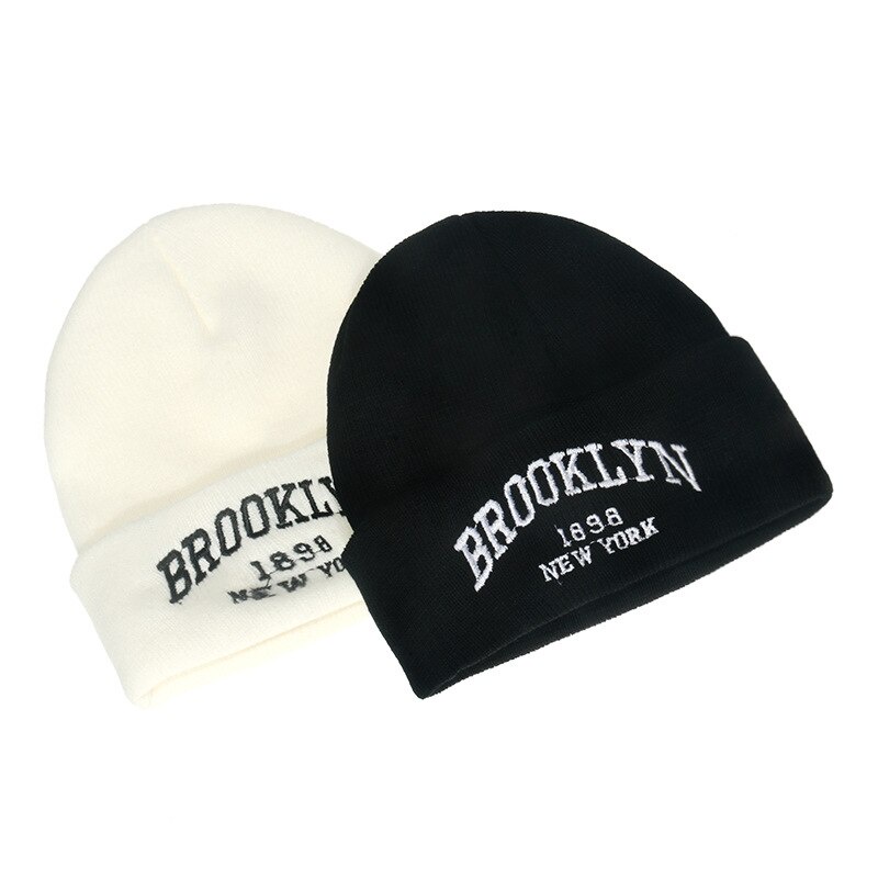 Mũ Len Beanie Không Vành Co Giãn Thêu Chữ Màu Trắng Đen Thời Trang Thu Đông Cho Nam Và Nữ