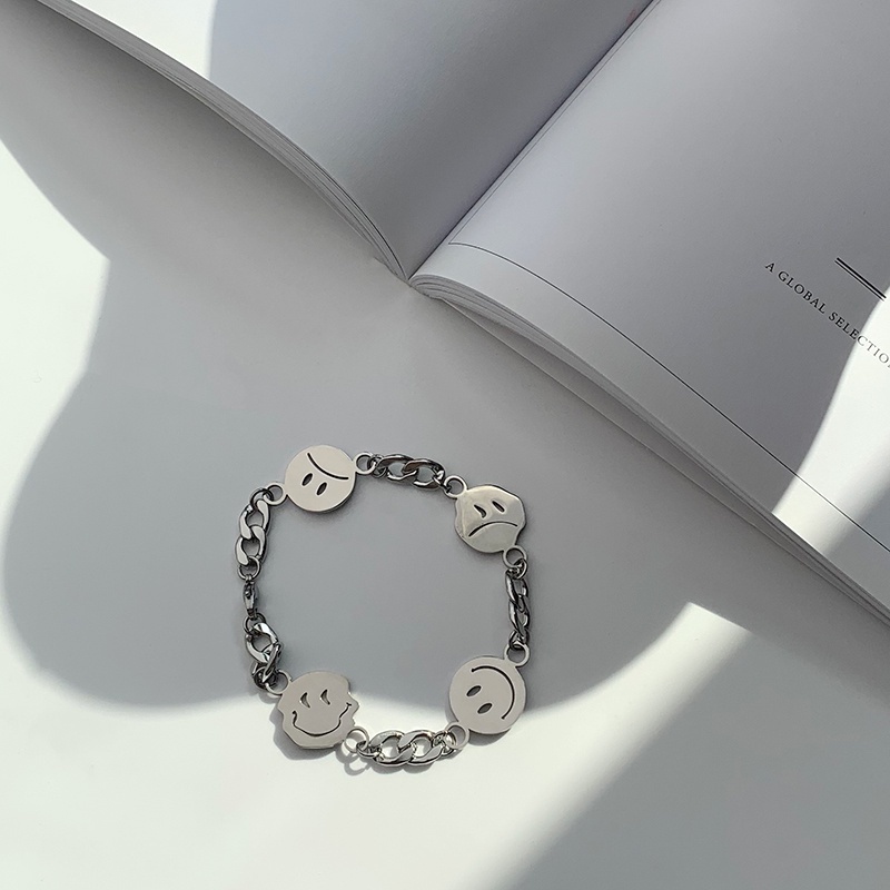 Vòng Tay Thép Titan Hình Mặt Cười Phong Cách Hip Hop Thời Trang