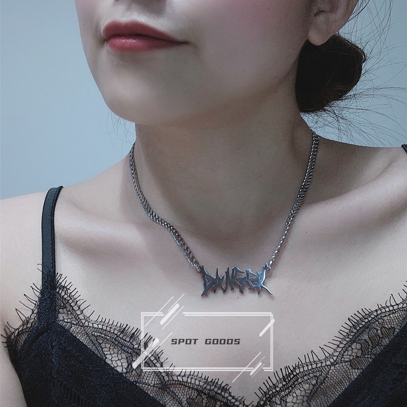 Vòng cổ Mặt Chữ Cái Phong Cách Punk Hip Hop Punk Cá Tính