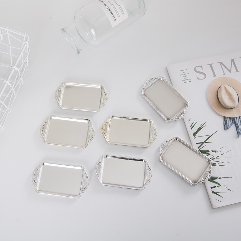 Set 20 Đế Lót Trưng Bày Bánh Cupcake Bằng Nhựa Cấp Thực Phẩm