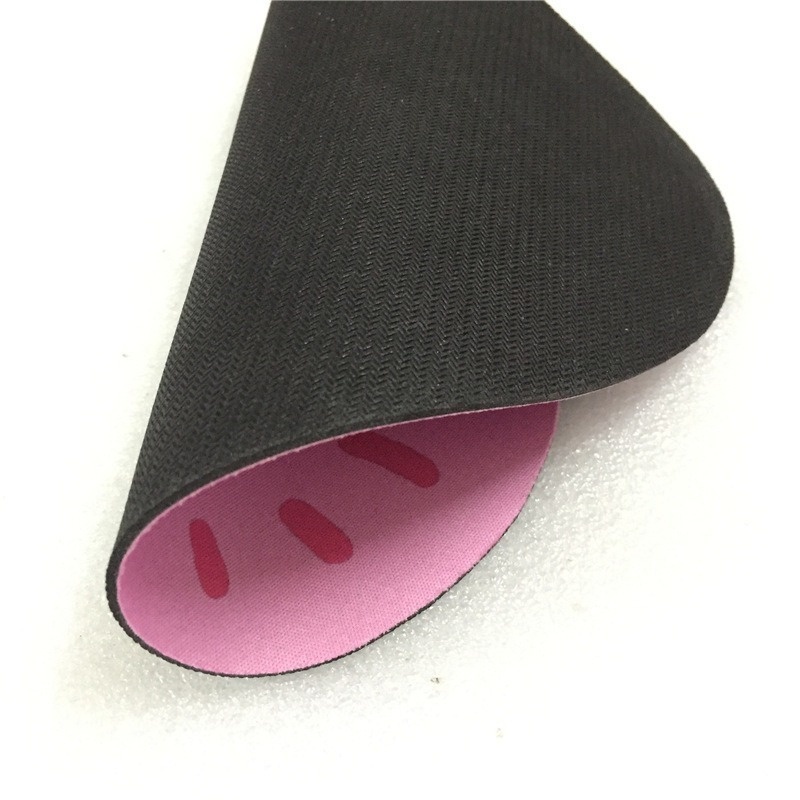 Tấm Lót Chuột Silicon Chống Trượt Hình Mèo Hello Kitty Dễ Thương