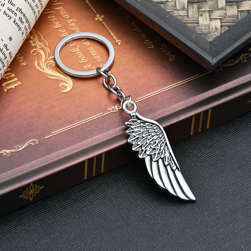 1 Móc Khóa Hình Thánh Giá Bằng Thép Không Gỉ