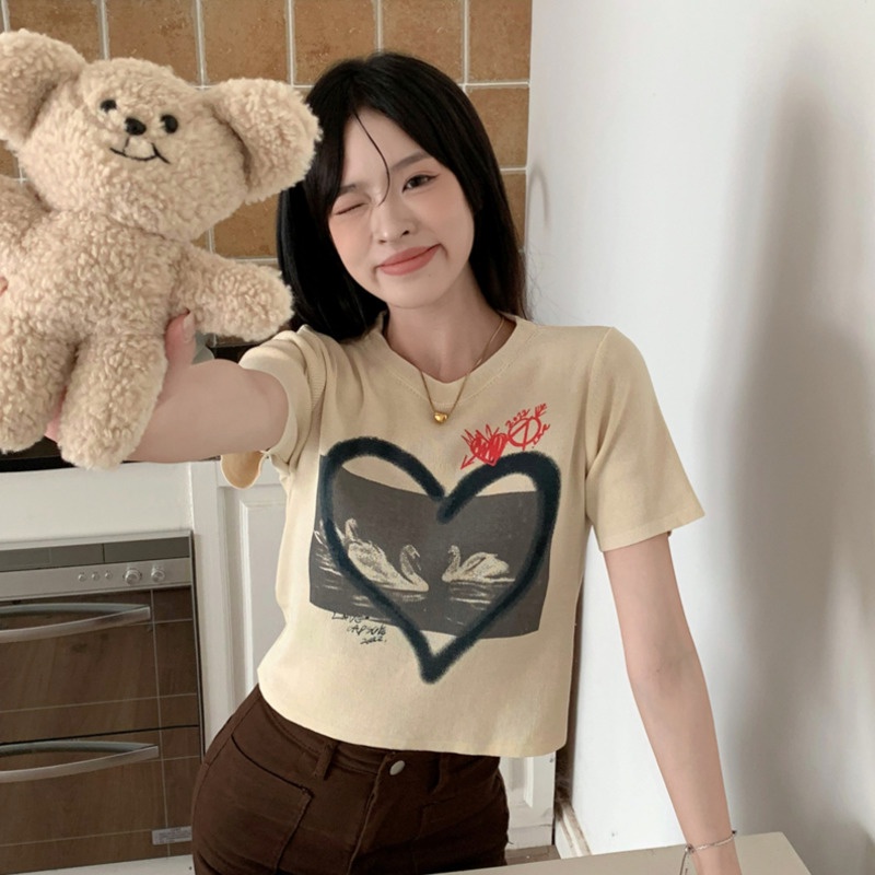 Áo Thun Dệt Kim Ngắn Tay Cổ Tròn In Họa Tiết Trái Tim Thời Trang Cho Nữ