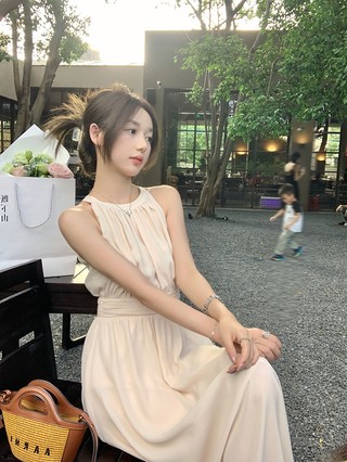 Đầm Voan Không Tay Với Thiết Kế Cổ Yếm Xinh Xắn Dành Cho Nữ 66493
