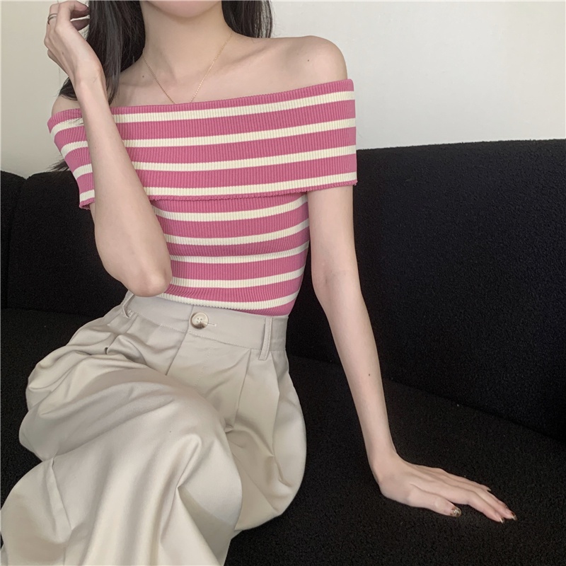 Áo Sweater Dáng Ôm Hở Vai Họa Tiết Kẻ Sọc 64939 Cho Nữ