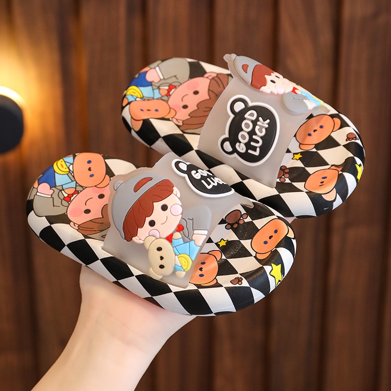 Dép bé gái Dép Đi Trong Nhà Tắm Chống Trượt Họa Tiết Hoạt Hình Dễ Thương Cho Bé