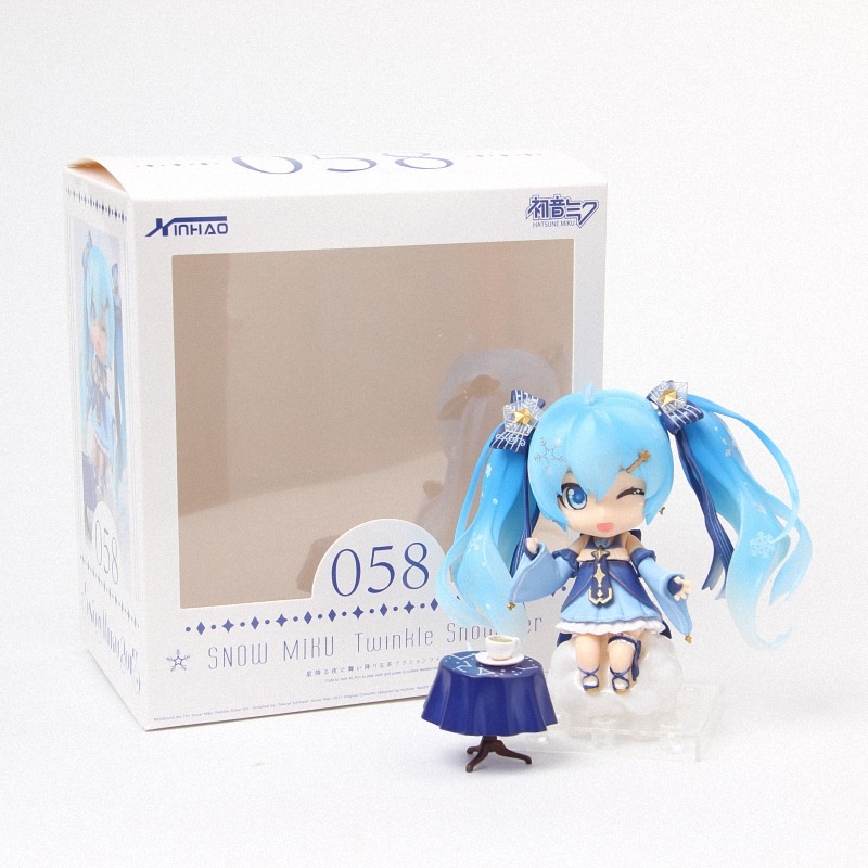 Mô Hình Ca Sĩ Ảo hatsune miku Đa Dạng 10cm