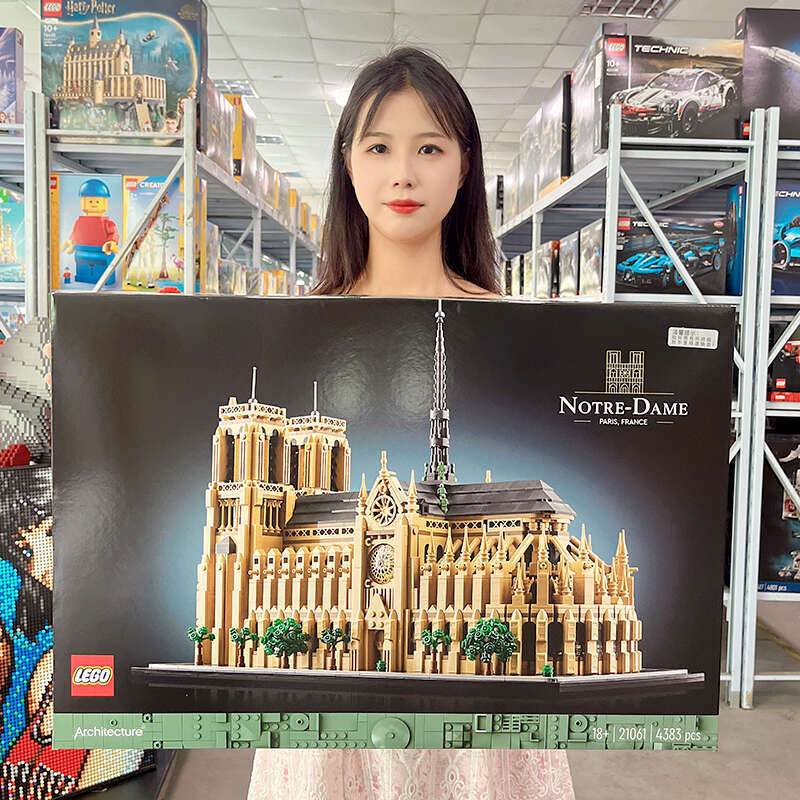 LEGO 21061 Nhà thờ Đức Bà Paris Bộ sưu tập chơi đồ trang trí