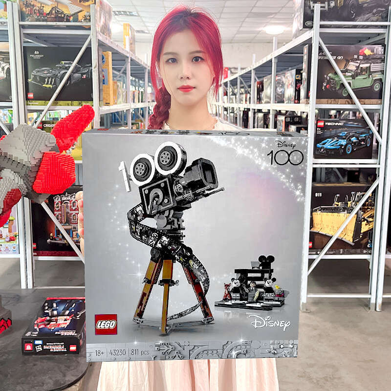 LEGO 43230 Walt Camera Tribute Edition Đồ chơi ghép hình cho nam và nữ