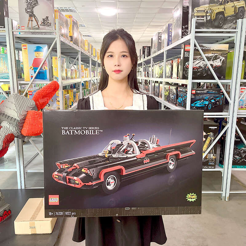 LEGO 76328 Batman Classic TV Series Batmobile Xe chiến đấu ghép khối mô hình bộ sưu tập đồ chơi