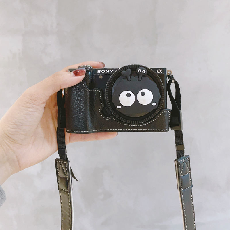 Thích hợp cho Sony A5000 Đa Năng A5100 Vỏ Da Đế Máy Ảnh Di Động Nửa Ốp Lưng a6400 Hồng a6000